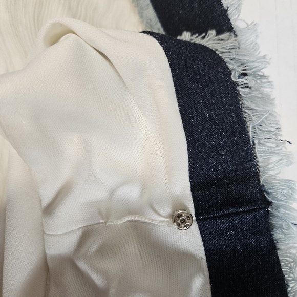 Randolph Duke V Neck Ivory Chiffon Blouse Size Large - Picture 6 of 10